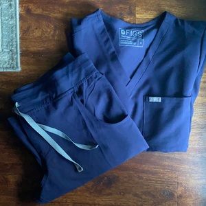 Navy Figs: Top S Bottoms MP 🩺